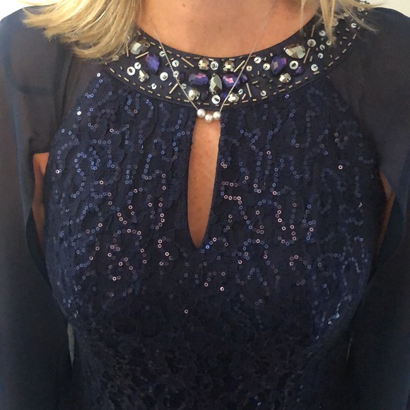 SLNY navy blue sequins gown - Picture 6 of 7